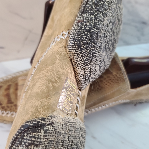 Loafers_&_Slip_Ons